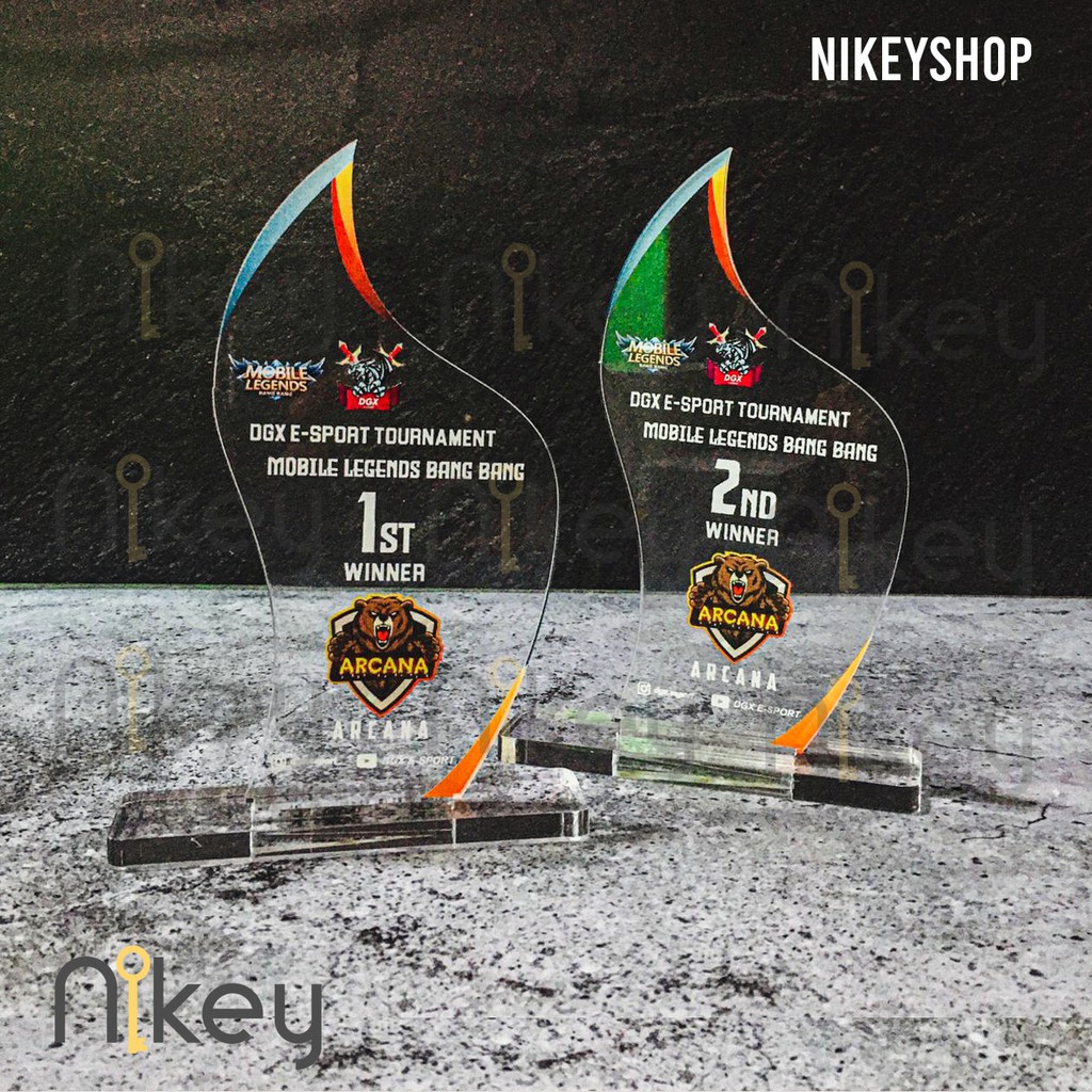 PLAKAT AKRILIK, TROPHY AKRILIK, PIAGAM CUSTOM FREE DESIGN, PLAKAT JUARA