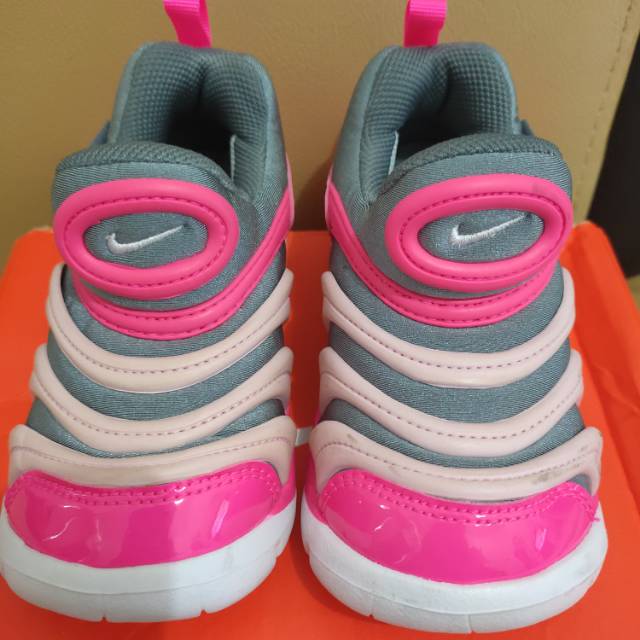 Sepatu anak perempuan Nike dynamo original "preloved like new"
