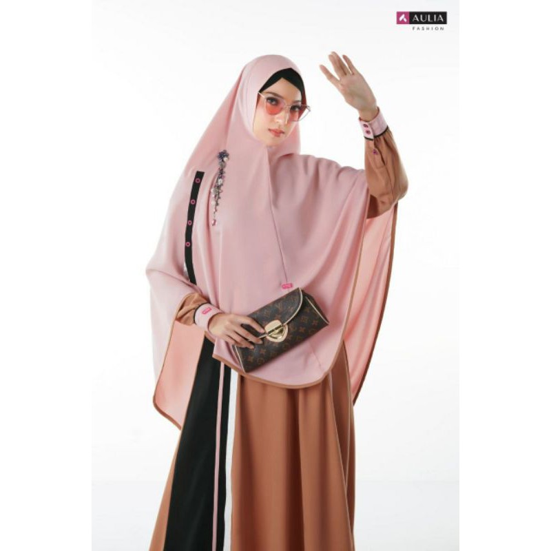 𝗟𝗶𝗺𝗶𝘁𝗲𝗱 Set Gamis QEIZAA GOLDEN BROWN by Aulia Fashion
