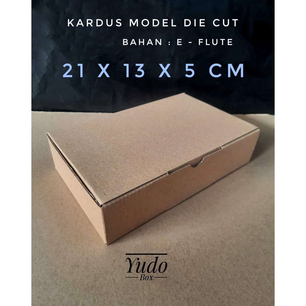 

Kardus karton uk. 21 x 13 x 5 cm...die cut box kotak Souvenir -dll