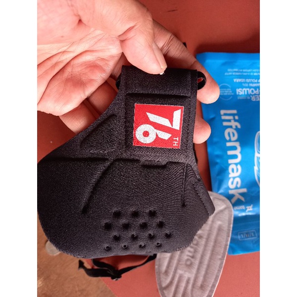 MASKER HUT RI 76 TOMO ORIGINAL