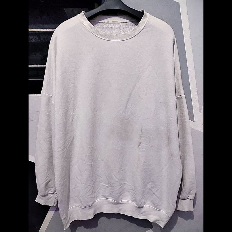 CREWNECK PUTIH POLOS SEMI BALON