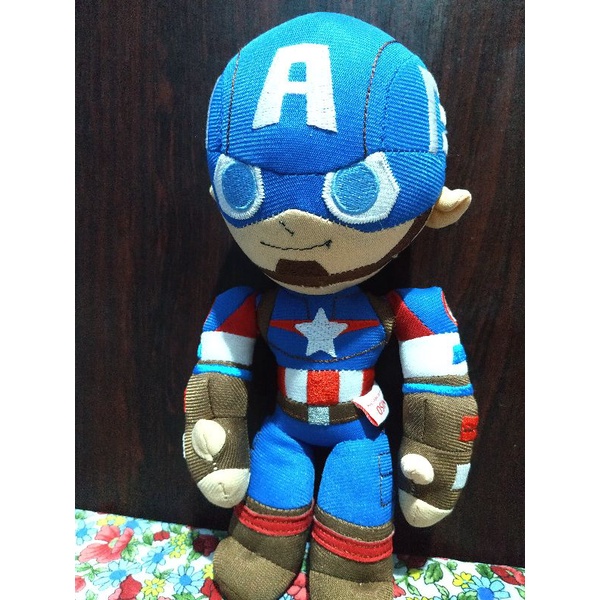 boneka kecil captain america marvel X miniso original & minnie mouse