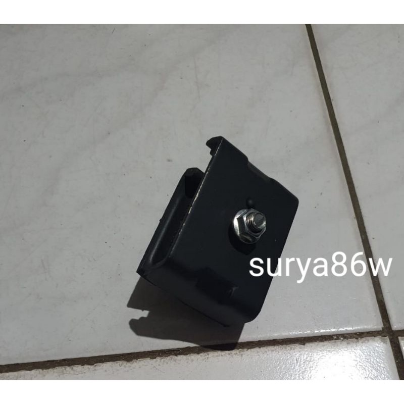 1pcs engine mounting FUTURA - pangkon mesin futura