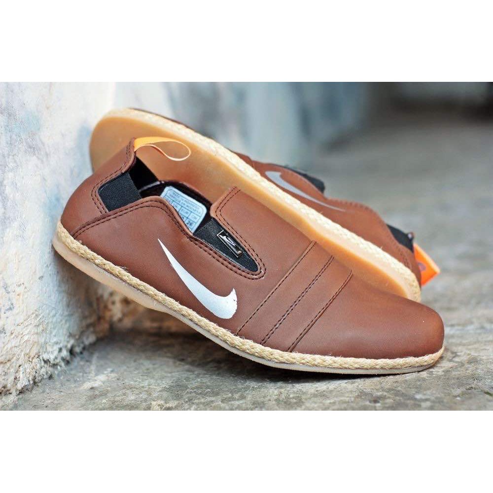 PROMO SEPATU SLIP ON CASUAL  PRIA NIKE BRANDON