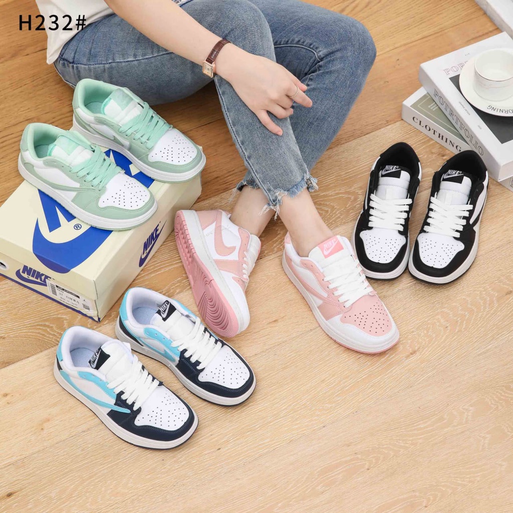 NK X AJ 1 Low With Logo Woman Sneakers H232