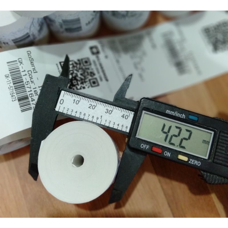 

Kertas thermal 57x40 58x40 coreless untuk printer 58mm struk kasir