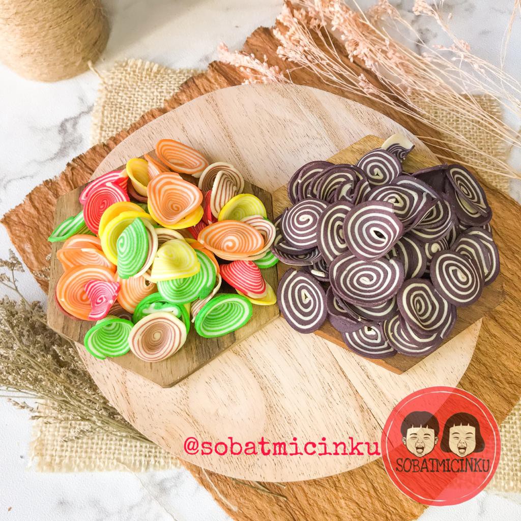 

kuping gajah coklat dan warna warni