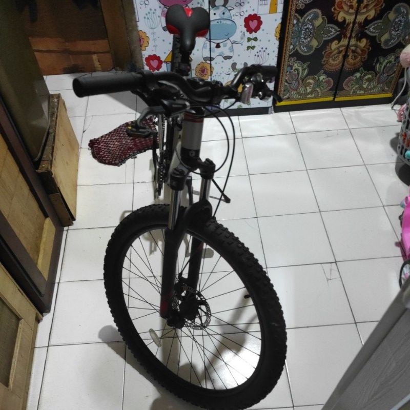 Sepeda Polygon Rayz 1 MTB 27.5