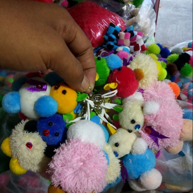 Gantungan kunci /souvenir pernikahan boneka(beli 10 gratis 2)