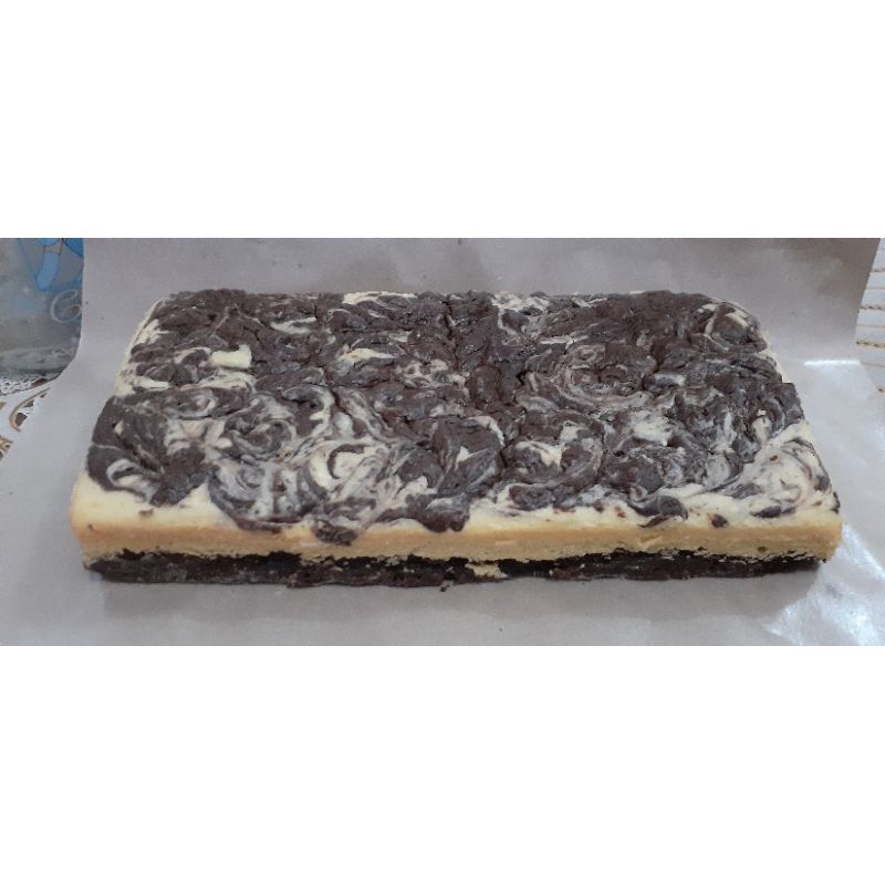 

brownies cream cheese