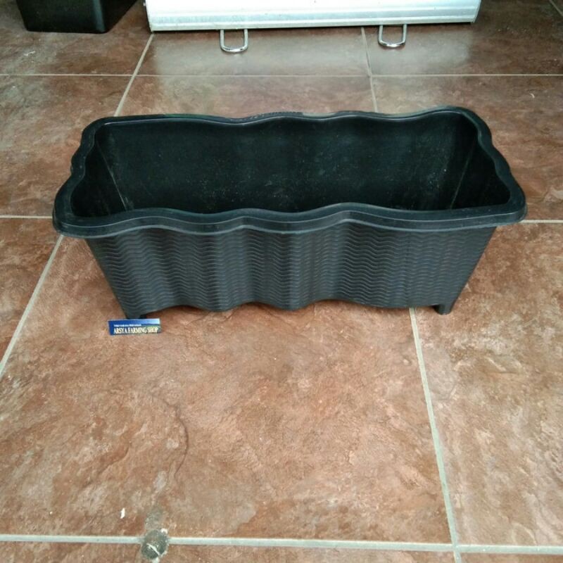 Pot SGP 05 Kotak Panjang 50 cm - Pot Tanaman ( Khusus Gosend )
