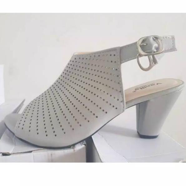 HARGA GROSIR >> High Heels Sandal.Hak Chunky Hn04