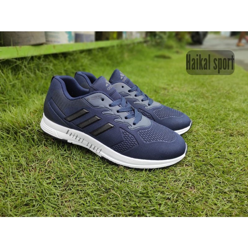 Sepatu Sneakers Sepatu Pria Sepatu Sport sol karet terbaru cod