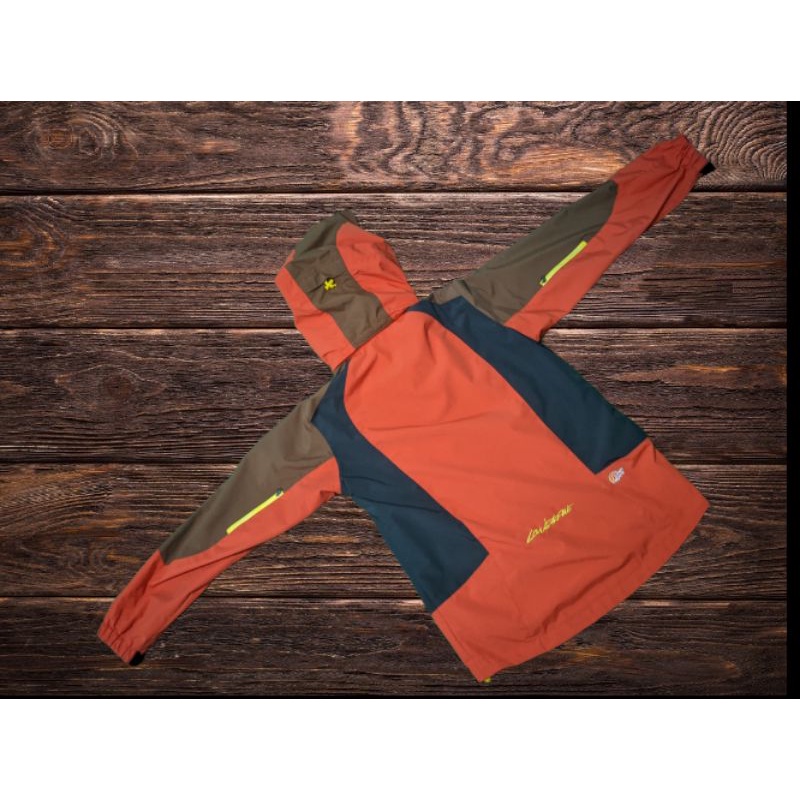 lowe alpine jaket outdoor second ultralight goretex for women