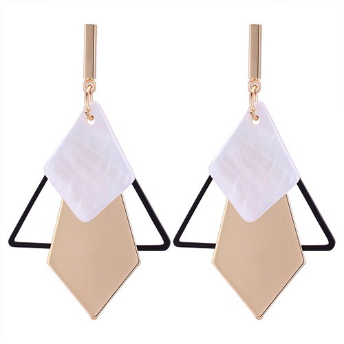 LRC Anting Tusuk Elegant Gold Color+white Rhombus Shape Decorated