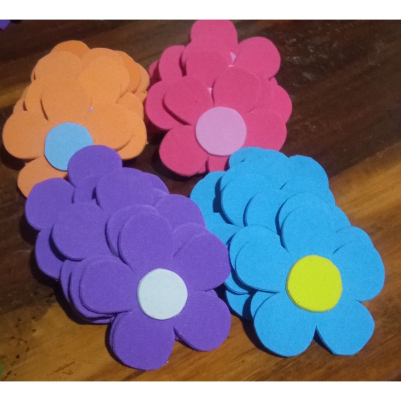 

1 pcs hiasan bunga bahan sponati/spon art/eva foam/bisa untuk hiasan kelas