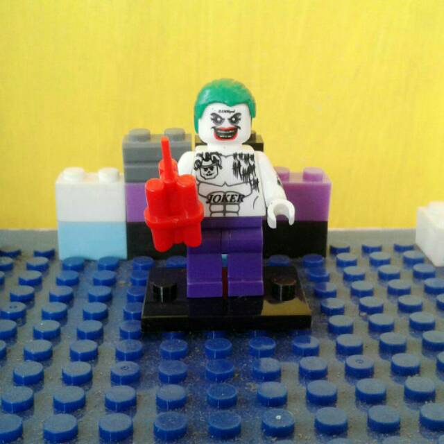 Gelang Lego Joker Suicide