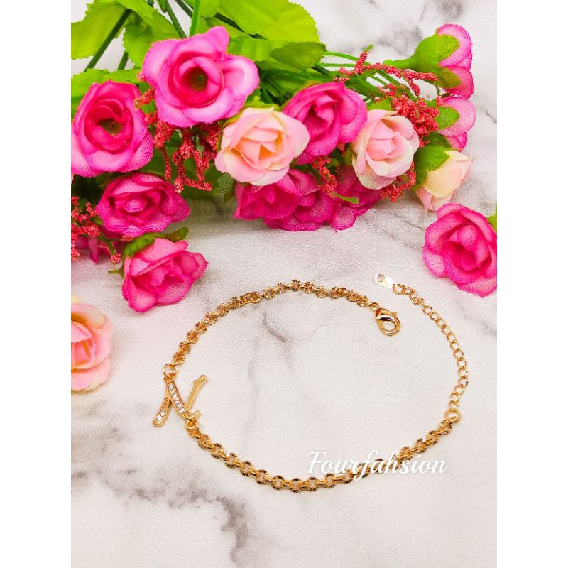 Fourfashion Gelang Tangan Sirkon Huruf Latin Inisial Xuping Lapis Emas