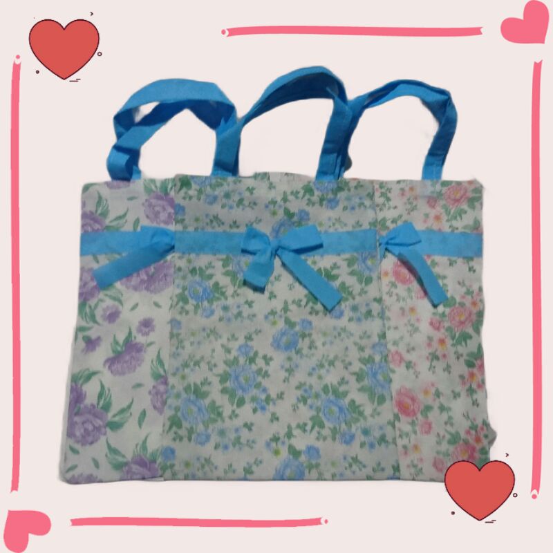 

Tas Souvenir Serbaguna 20x30cm