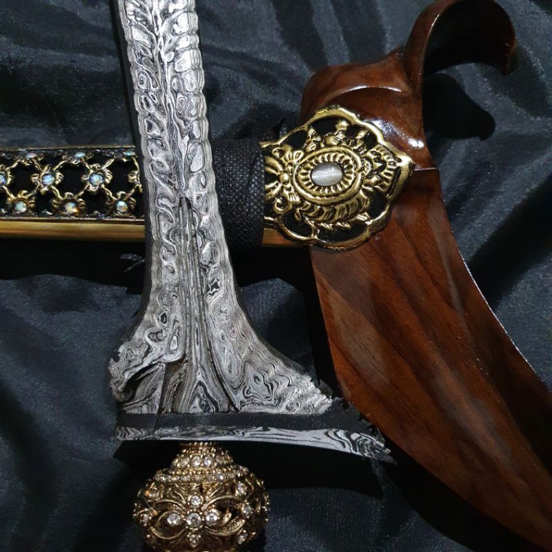Keris Sinom Pamor Pari Sauli
