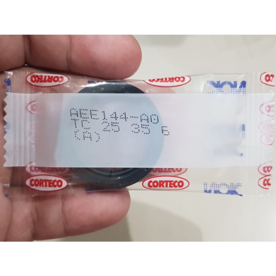 OIL Seal TC 25 35 6 NOK