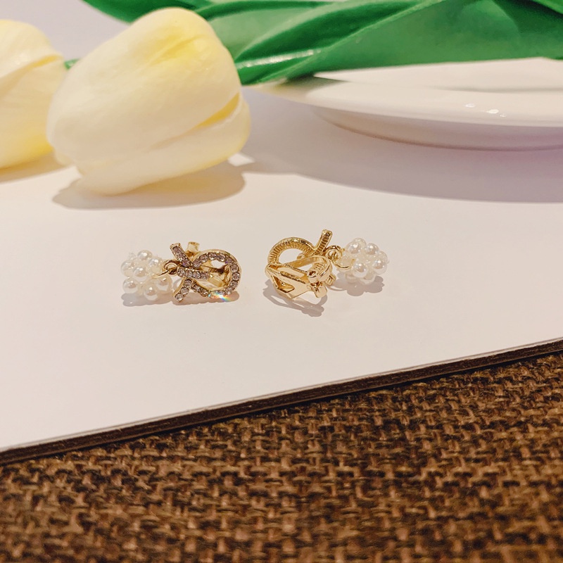 Berlian Mutiara Liontin Anting Baja Titanium Salib Anting Mutiara Retensi Warna Anting Anti Karat Gadis Hadiah Grosir