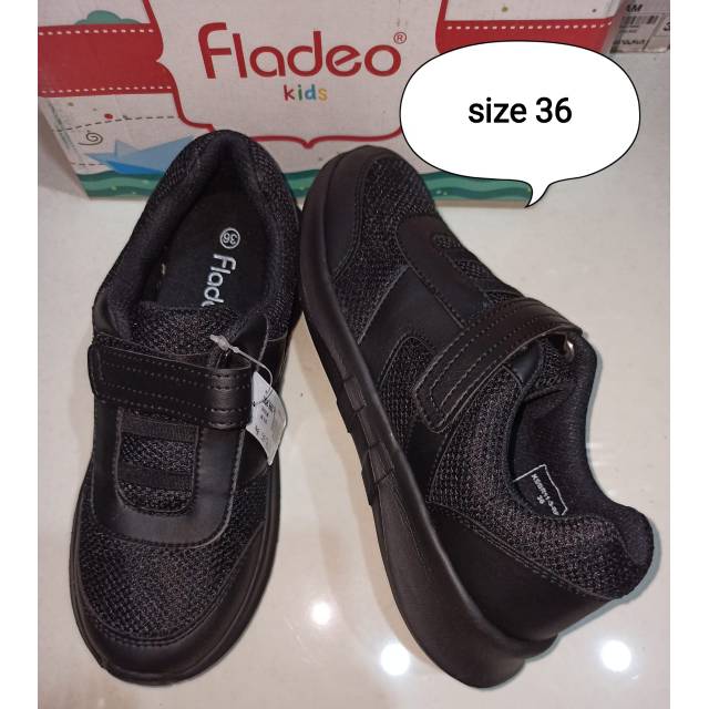 Sepatu fladeo kids