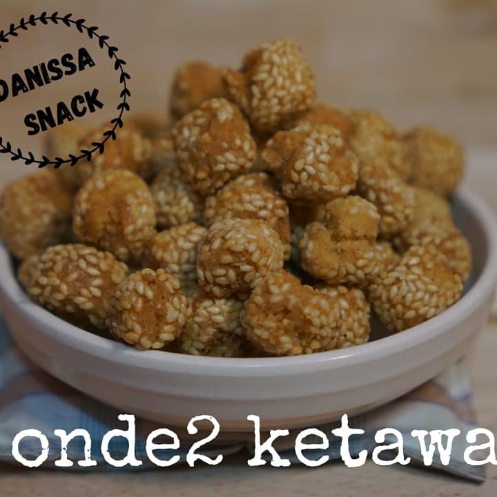 

Snack Kiloan Onde-onde Ketawa 250 gr FREE BUBBLE WRAP