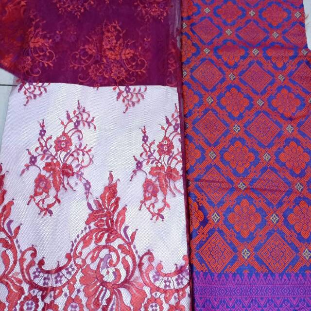 Sale 1 stel kebaya dan sarung