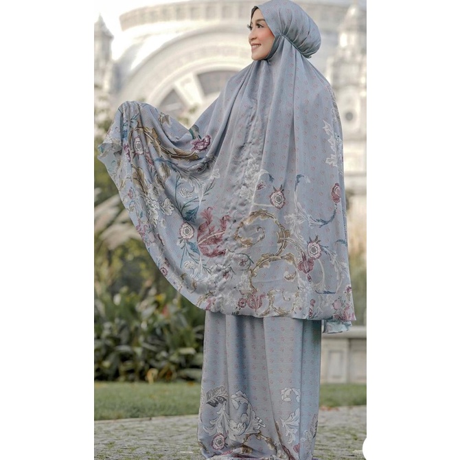 Termantab] Buttonscarves The Royale Easy Care Prayer Robe