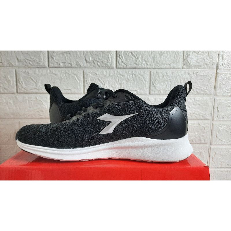 Diadora Tristan mens. Original 100%