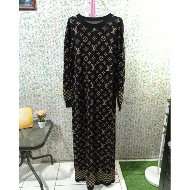 Gamis rajut import motif  LV