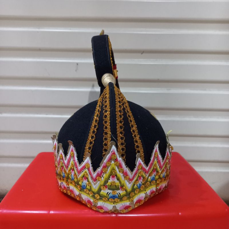 ira irahan gatot kaca/mahkota gatot