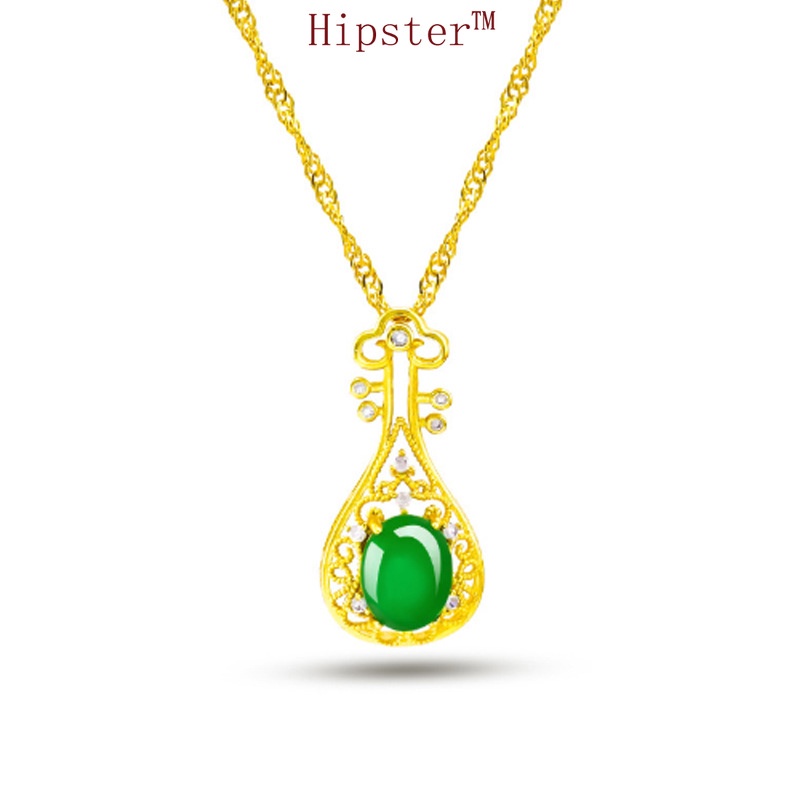 Elegant Emerald Gem Pendant Vintage Gold Clavicle Chain