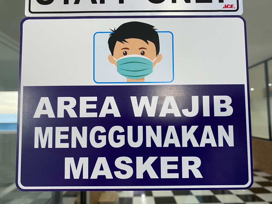 Gambar Tulisan Area Wajib Masker - Daerah Wajib Masker ...