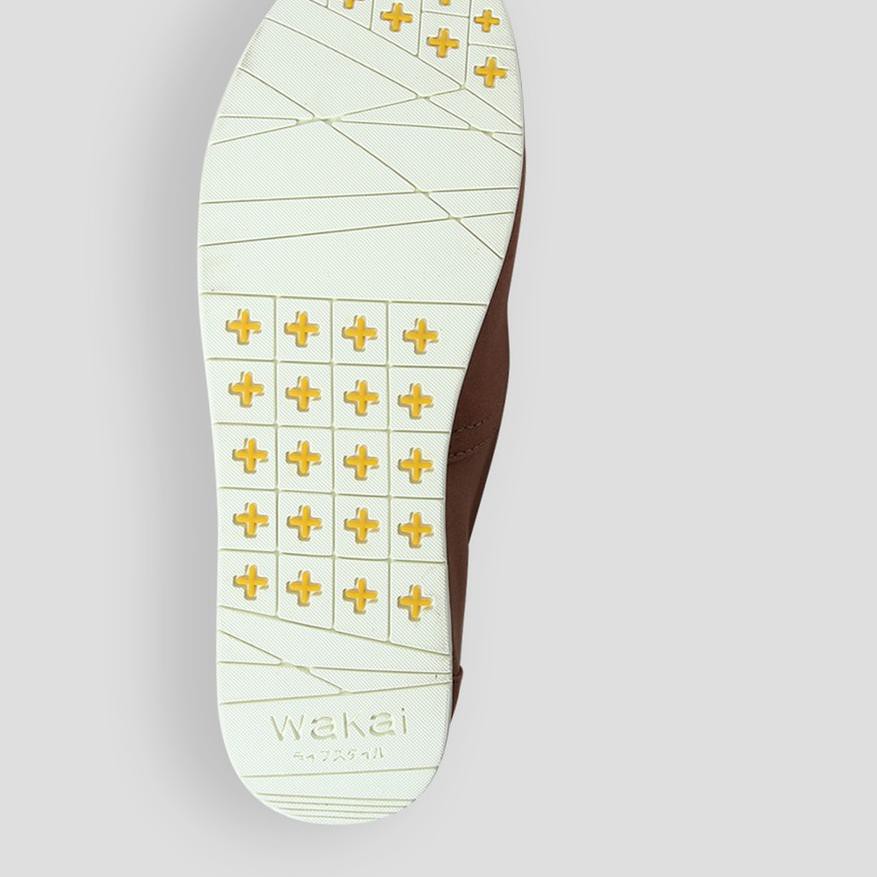 Stock Baru Footwear Wanita Slip-On Wakai Cw11825 Atsui Brown .,.,.,.