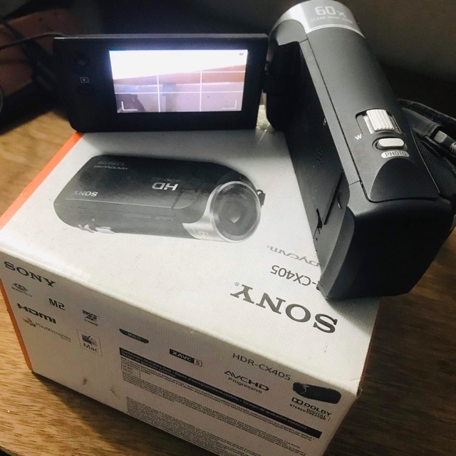 Handycam SONY HDR CX-405 (second) like new