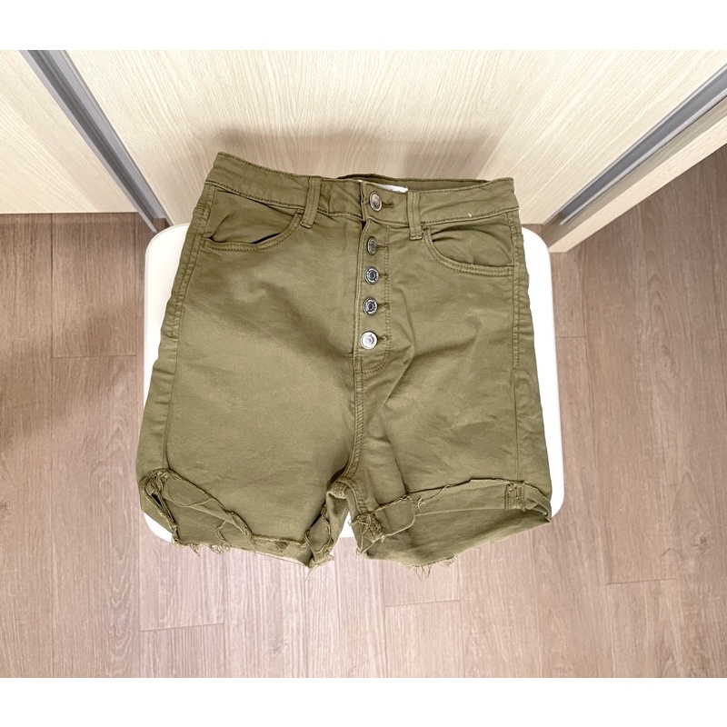 celana jeans pendek wanita Stradivarius original