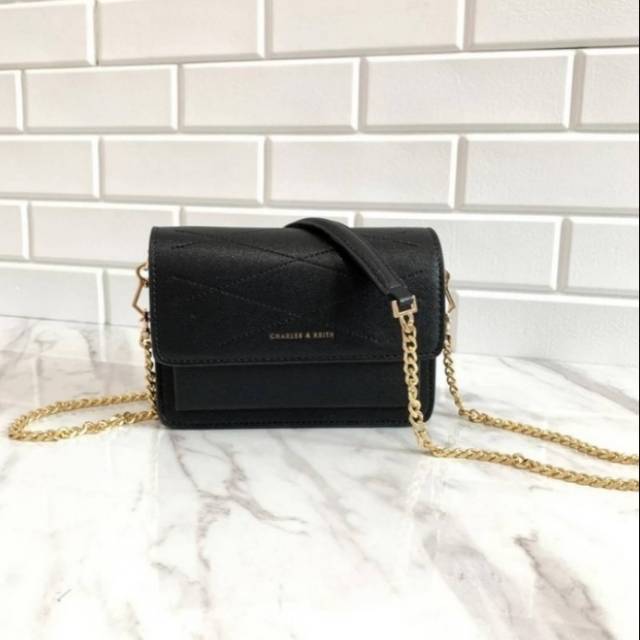 (ORI) TAS CHARLES AND KEITH SELEMPANG ORIGINAL CNK