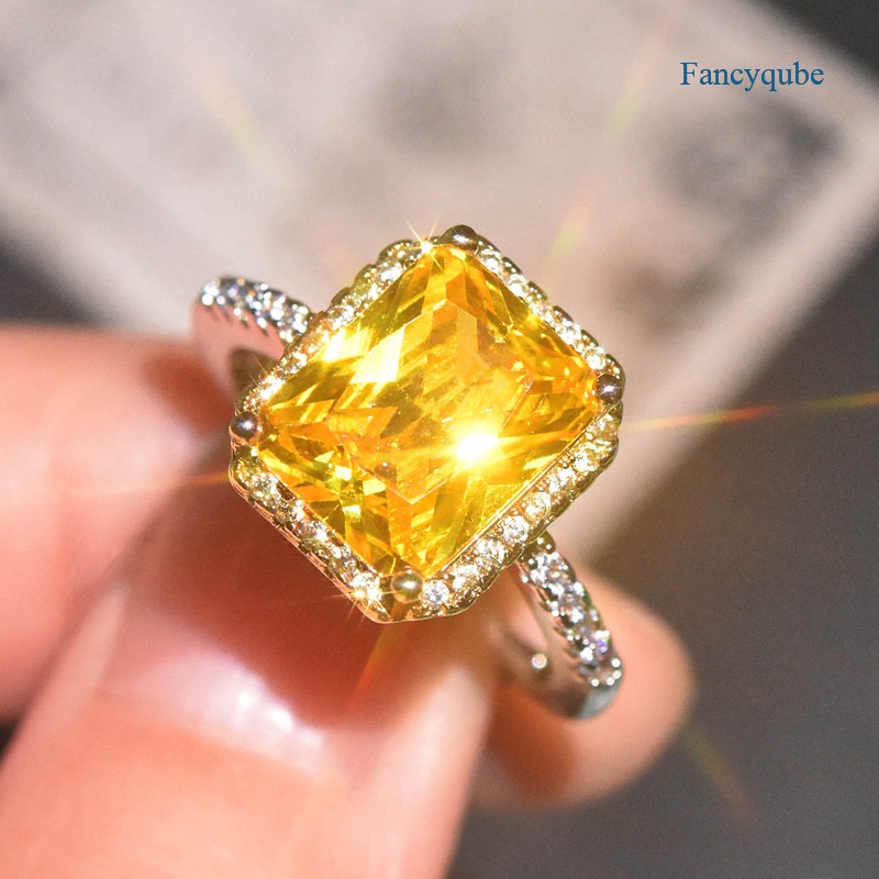 Cincin Kristal Berlian Bentuk Kotak Warna Kuning Dan Pink Model Terbuka Untuk Wanita