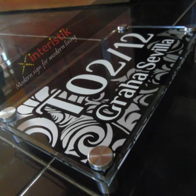 

Nomer nomor rumah akrilik acrylic modern desain custom suka suka ukuran 30 cm x 20 cm