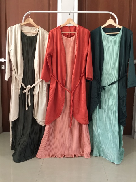 Pleated maxy dress