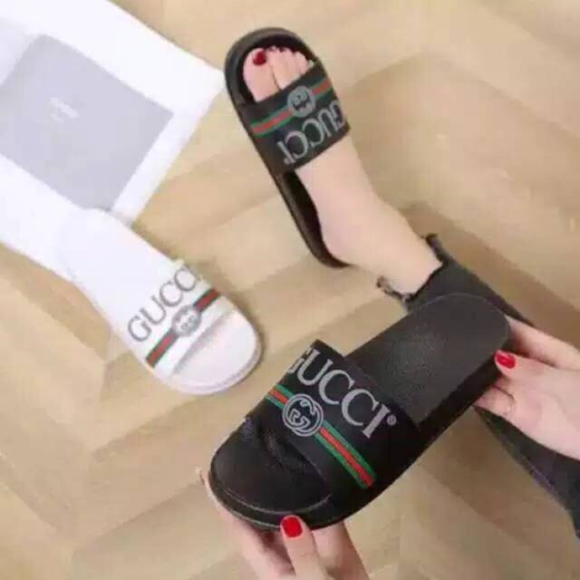 Sandal Gucci sandal selop Gucci sandal jelly sandal karet sandal jepit sandal blink sandal murah