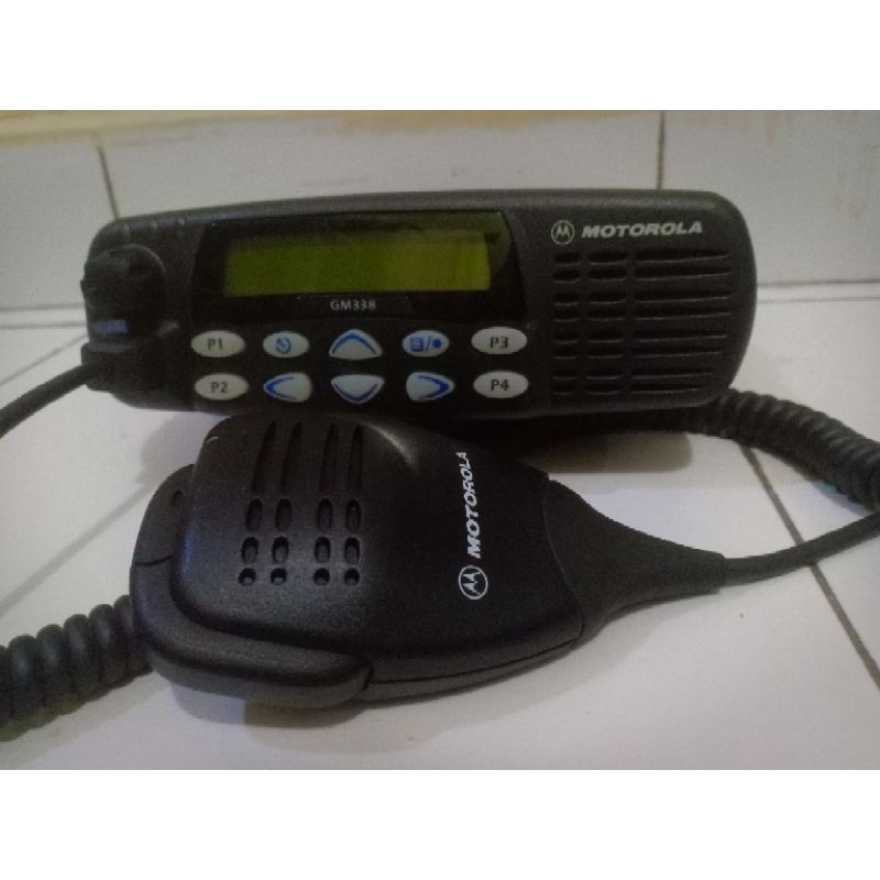 RADIO RIG MOTOROLA GM338 GM 338 UHF  dan ada yg vhf