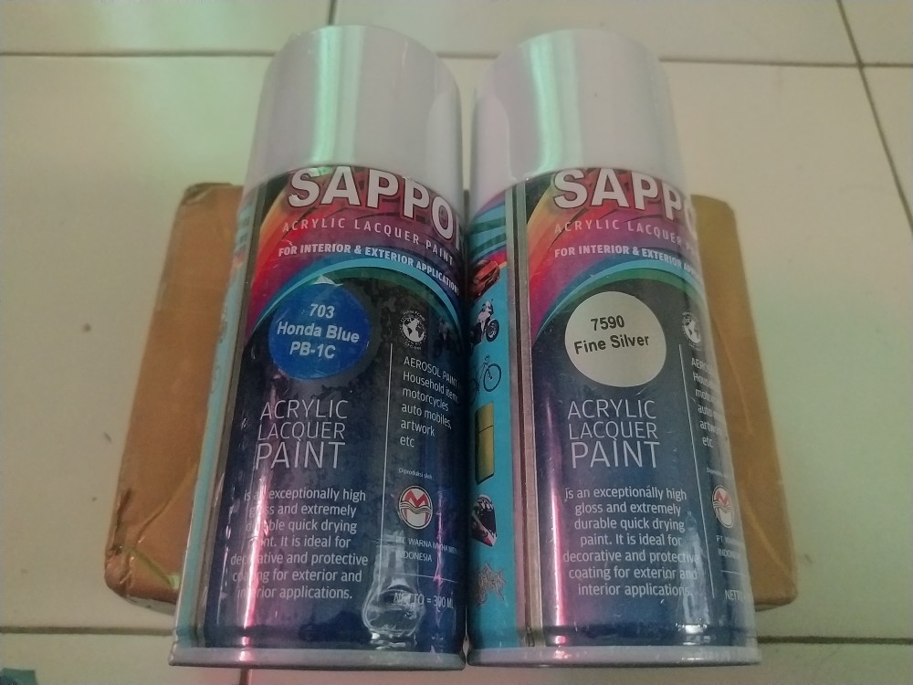 Fine Silver 7590 Dasaran Silver -- Sapporo Spray Paint Cat Semprot Aerosol