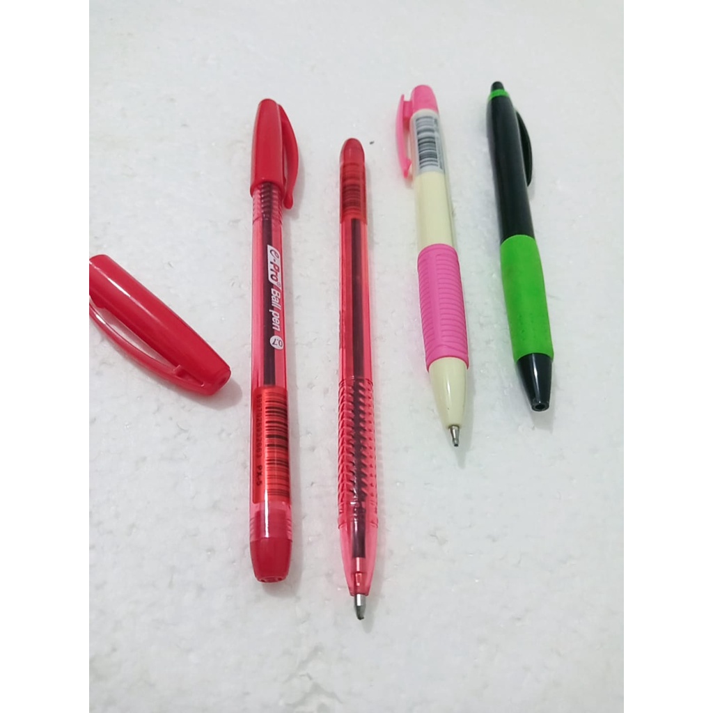 

Pulpen 1 set Mix isi 4 e-pro 0,5mm dan 0.7mm