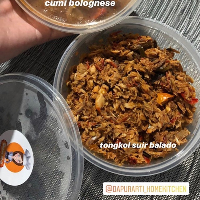 

Sambal suwir tongkol balado