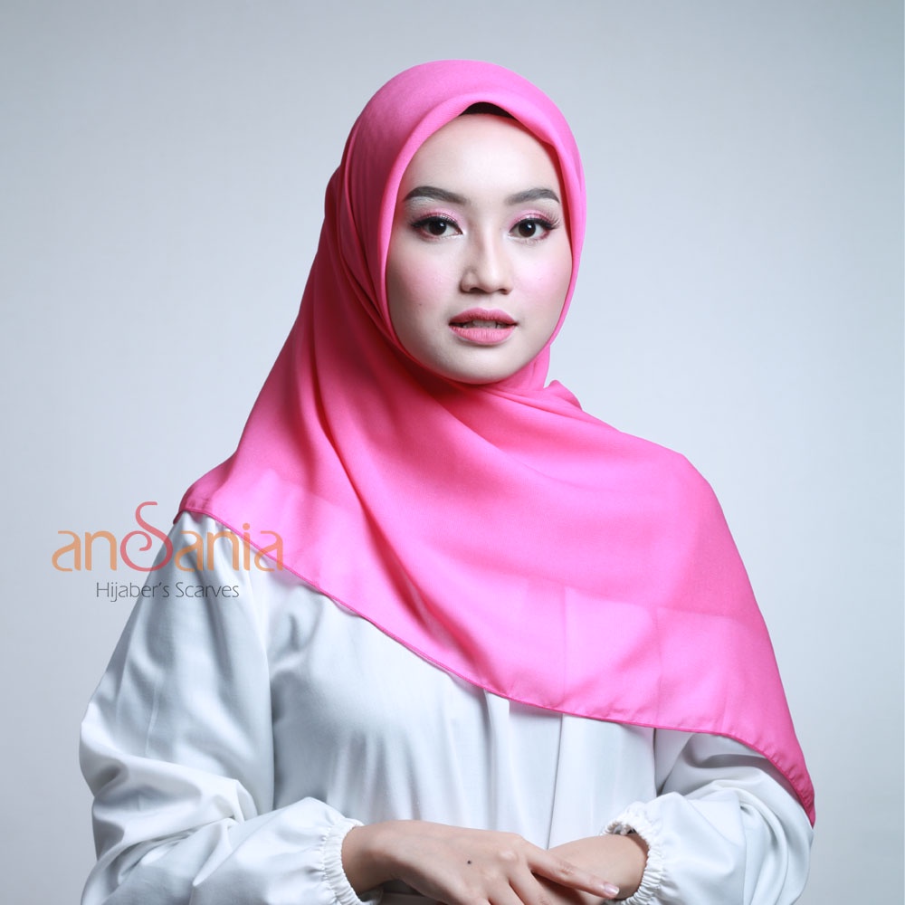 Ansania - Hijab Bella Square Ansania Kerudung Segi Empat Polos Seri Warna A / Xtra - Jilbab Pollycotton Premium Kerudung Segi Empat Hijab-Pink / xtra