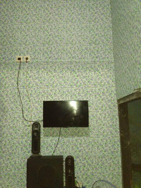 Wallpaper Dinding Risalin 120